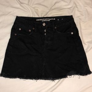 American Eagle Black Skirt